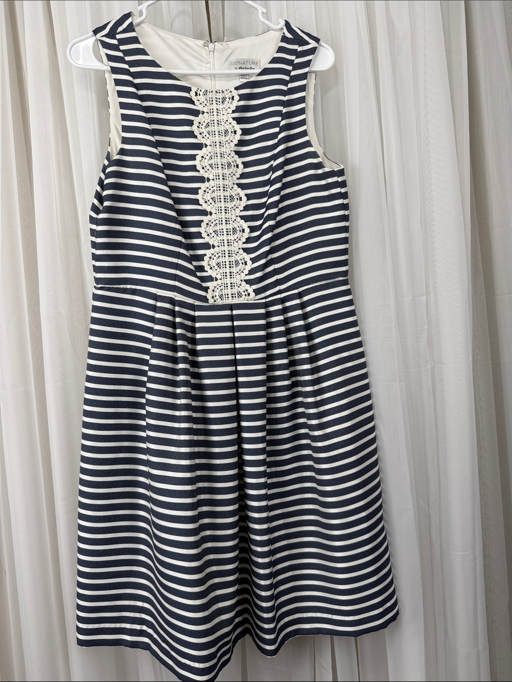 Signature by Robbie Bee Size 8 Navy White Striped Lace Fit & Flare Dress